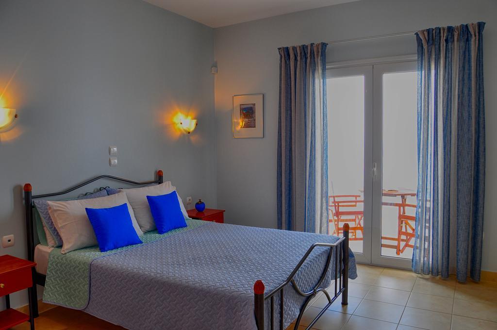 Pyrgos Zante Suites Аліканас Екстер'єр фото